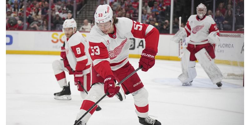 Red Wings sign Moritz Seider to seven-year contract extension