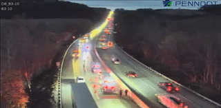 Multi-vehicle crash causes delays on I-83 in York County