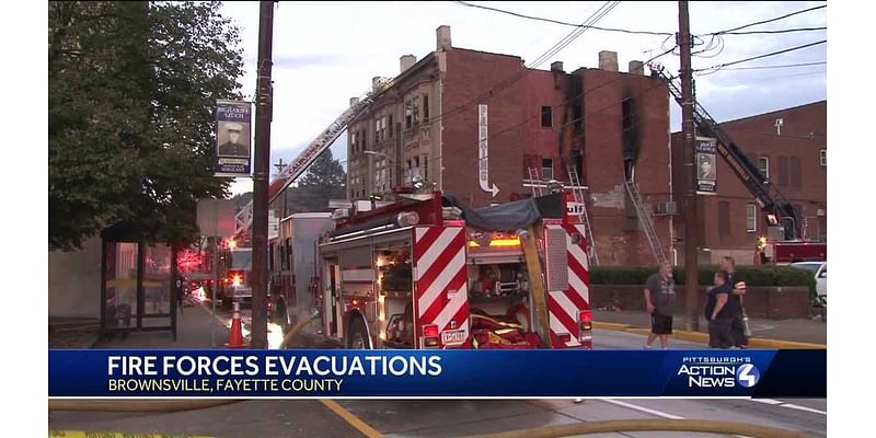 Fire rips through Brownsville bar, damaging apartments above