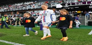 Reign re-sign M Jess Fishlock to one-year contract