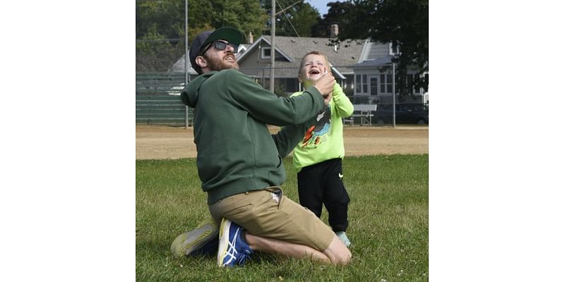 Kite Fest fills the sky at Lincoln Park in Kenosha