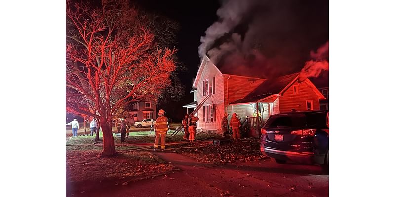 Fire damages home in Albion