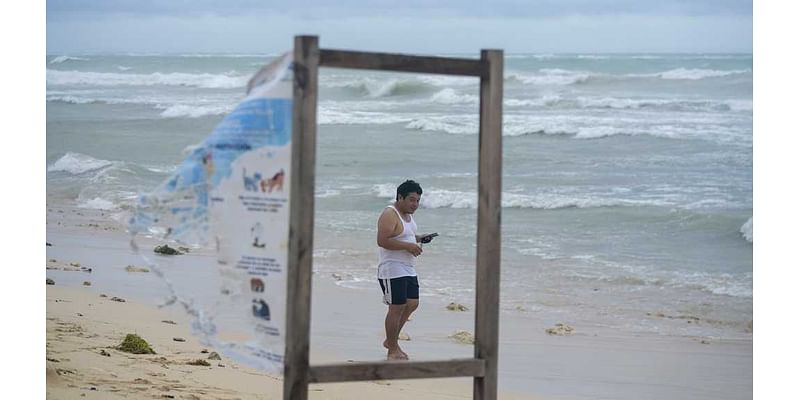 Beryl batters Mexico’s Yucatan Peninsula as Texas officials urge coastal residents to prepare