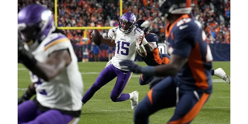 Bears-Vikings game could be a 2-person quarterback scramble with Fields and Dobbs both bound to run