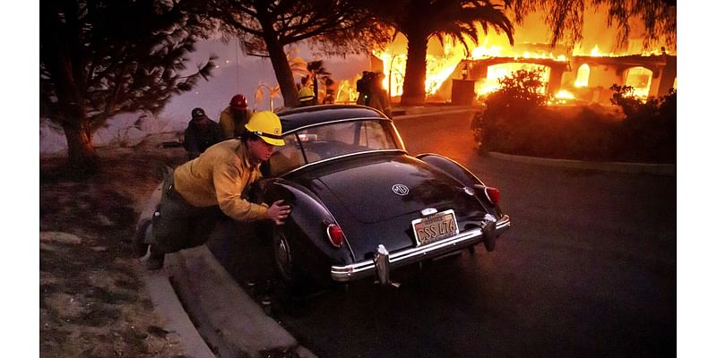 PHOTO COLLECTION: Southern California Mountain Fire