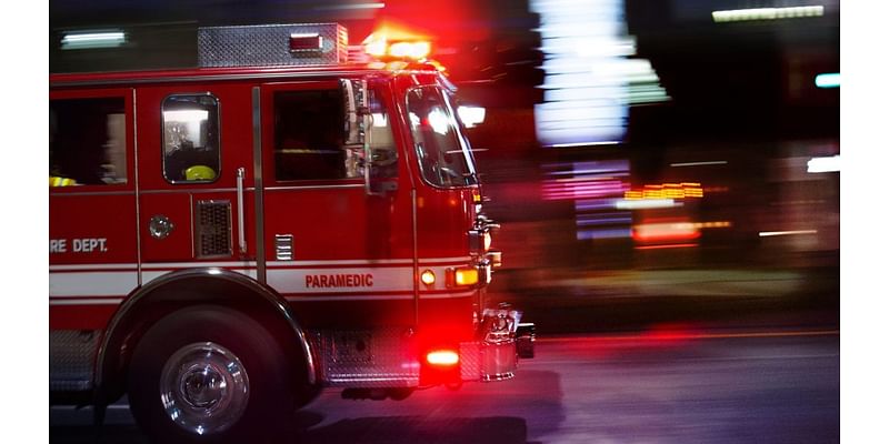 Firefighters pull 2 children from burning Vadnais Heights townhome