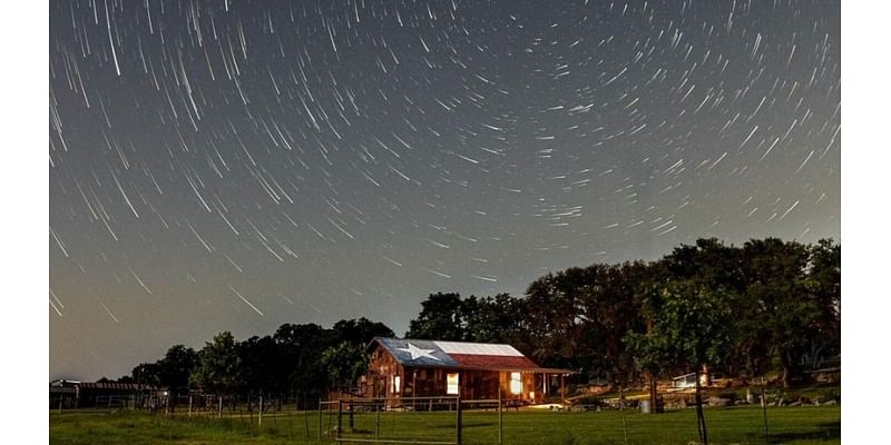 Where to stargaze around San Antonio in the fall