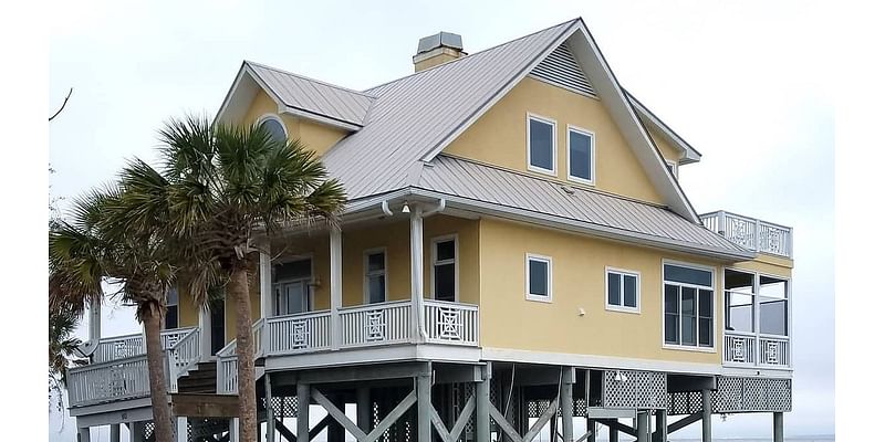 Inside abandoned million-dollar beach house among those being washed away in South Carolina