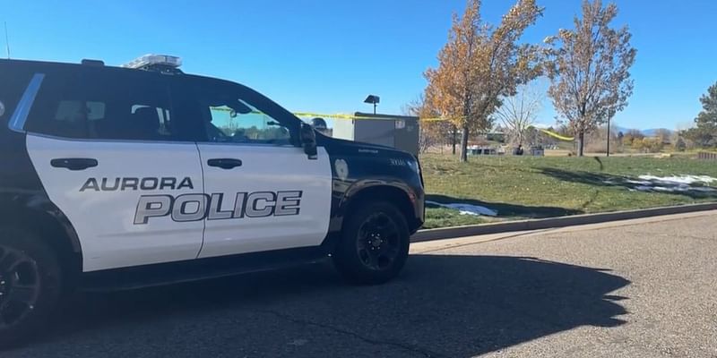 2 dead, 1 injured after shooting at Aurora neighborhood park