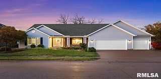 3 Bedroom Home in Bettendorf - $439,000