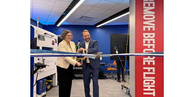 Airmen to receive support and training at new STRIKEWERX Innovation Lab