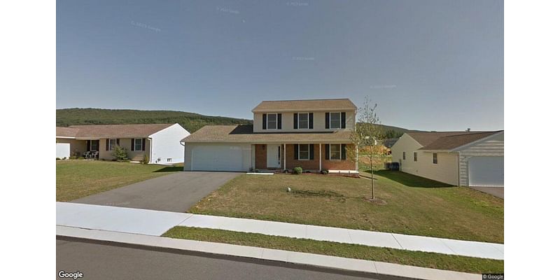 Single-family home sells in Newmanstown for $325,000