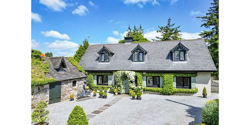 See inside charming 16th century Tipperary country home on the market for €575,000