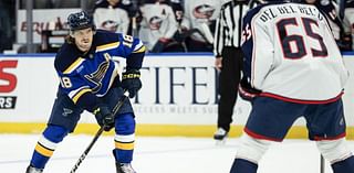 In trying 'as many things as possible,' Robert Thomas returns to Blues lineup ahead of schedule