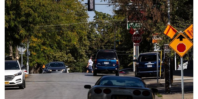 Omaha residents mixed after Dundee traffic light replaced with four-way stop at 50th and Underwood