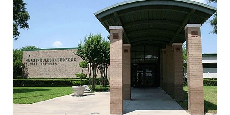 Hurst Euless Bedford ISD board to review data on cell phone use in its secondary schools