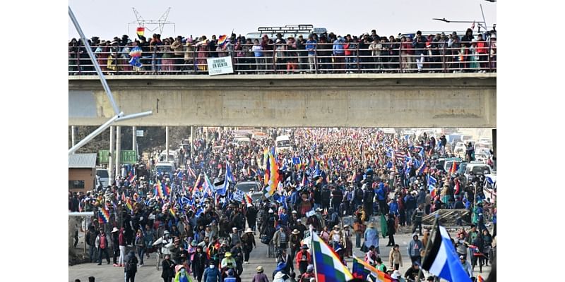 Morales issues Bolivian president 24-hour ultimatum to shake up cabinet