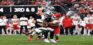 As Raiders offense keeps struggling, pressure for change mounts