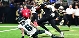 Eagles' DeVonta Smith leaves Saints game in 4th quarter