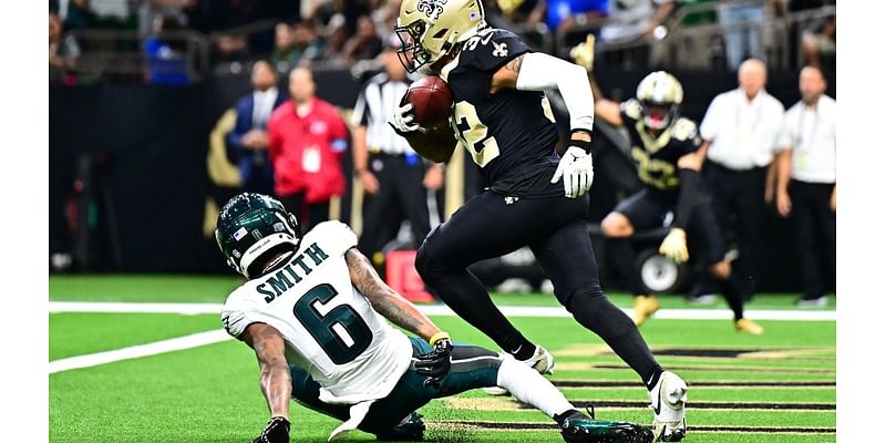 Eagles' DeVonta Smith leaves Saints game in 4th quarter