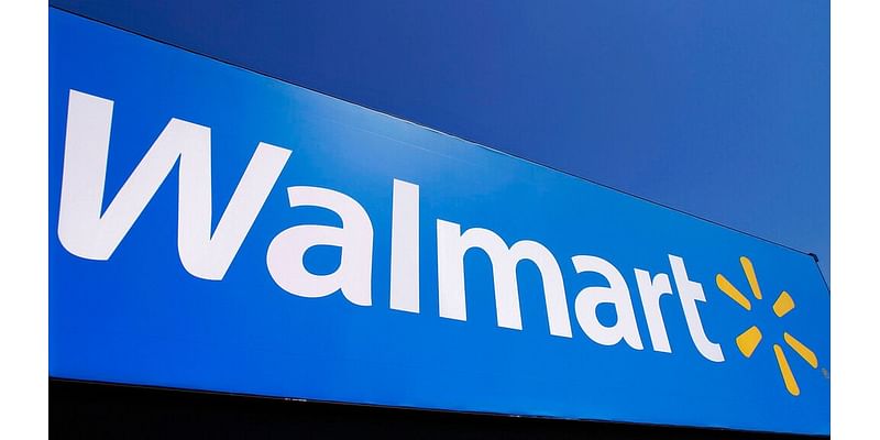 Is Walmart open on Thanksgiving Day 2023?