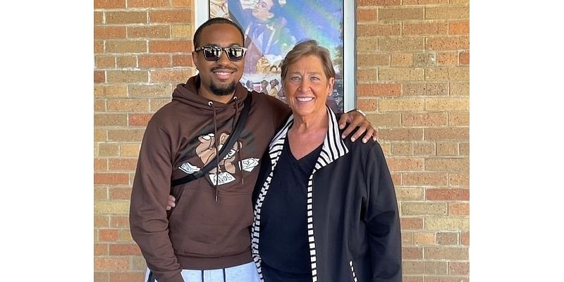 Teddy Swims’ drummer, Rockford native DeAndre Hembly, reunites with Auburn CAPA teacher