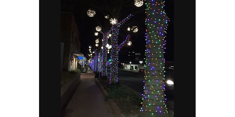 Where Are The Best Holiday Lights In Falls Church?