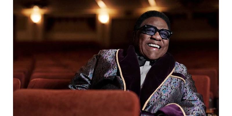 Listen to Al Green's gospel cover of R.E.M.'s Everybody Hurts