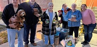 Stage Coach Players collecting Thanksgiving items for local families