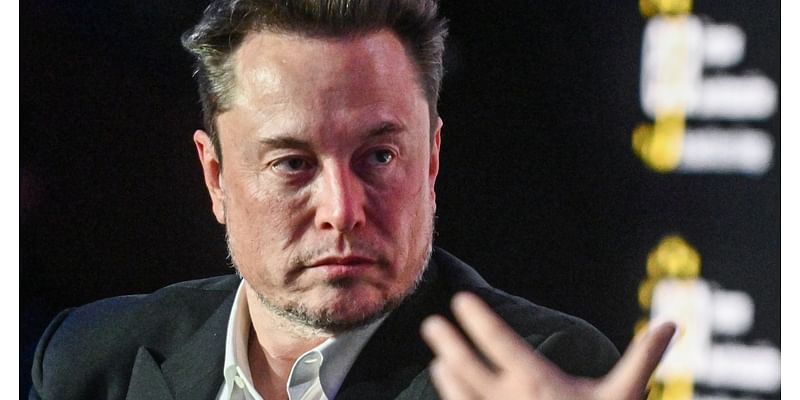 SEC says Elon Musk should be sanctioned if he keeps dodging Twitter depositions