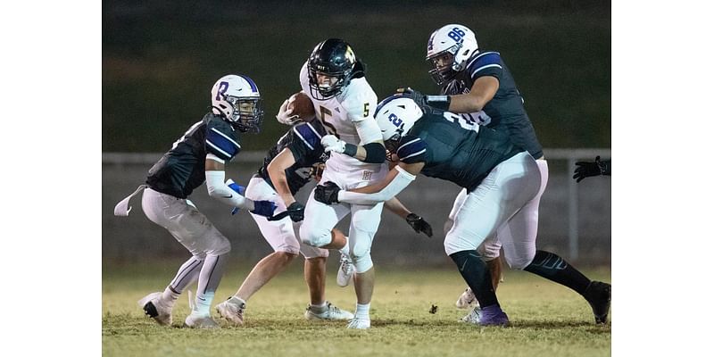 Watch Hendersonville rally to beat Portland and clinch TSSAA football playoff berth