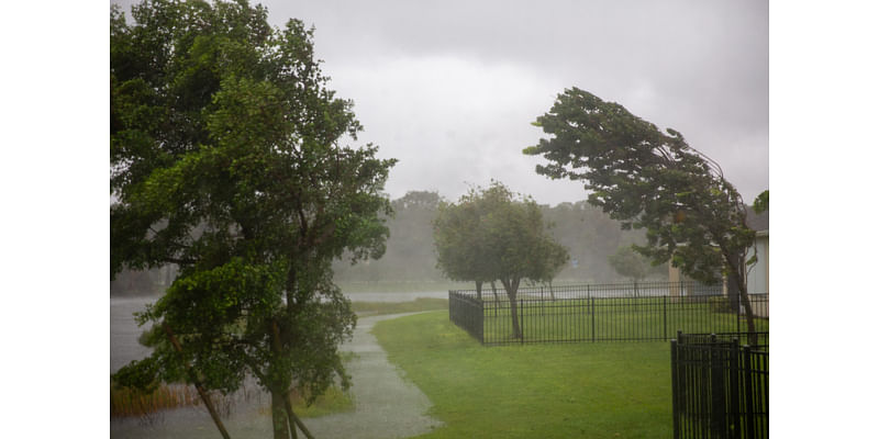 Tropical Storm–Force Winds Hitting Part of Texas Spark Travel Warning