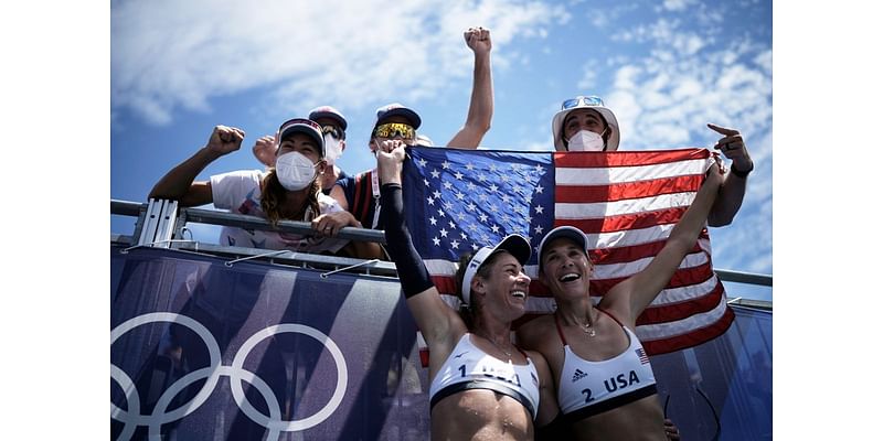 Tokyo beach volleyball gold medalist Alix Klineman will follow partner April Ross into retirement