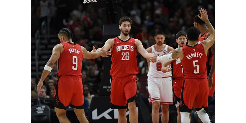 double, VanVleet scores 28 in Rockets 143