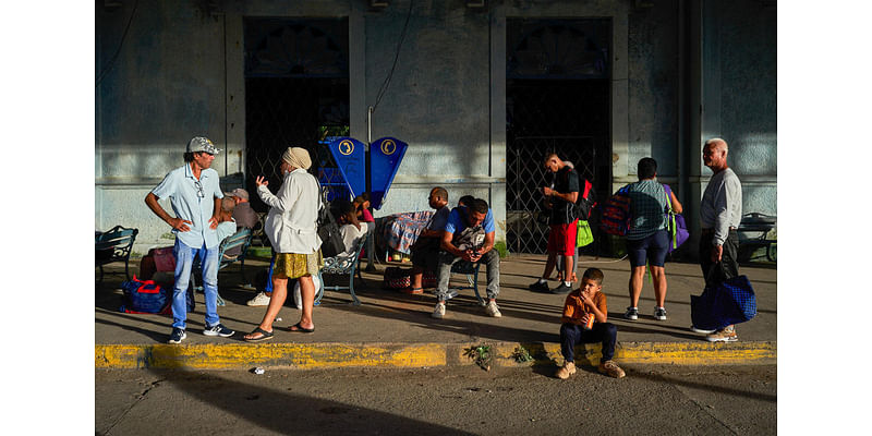 Power goes out on entire island of Cuba, leaving 10 million people without electricity