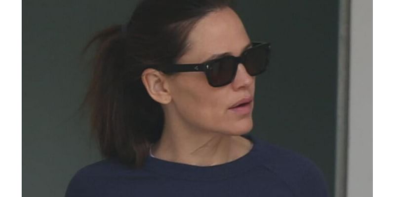 Jennifer Garner wears a smiley face shirt on the one month anniversary of Jennifer Lopez's divorce filing from Ben Affleck