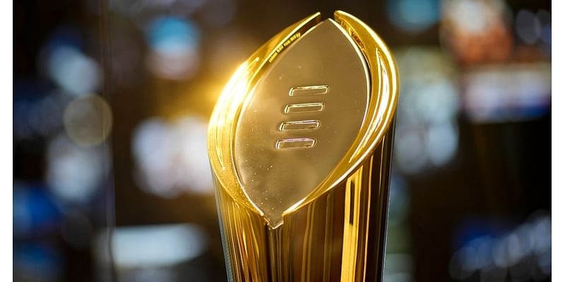 Column: The College Football Playoff committee must get this process right, unlike the AP poll