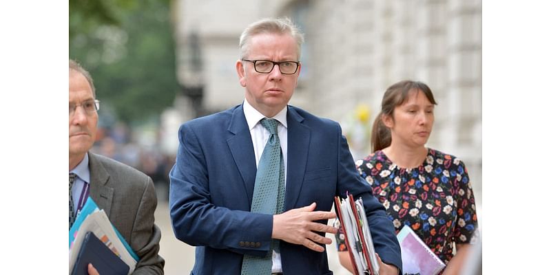 Michael Gove backs Peter Mandelson over William Hague in race to become Oxford chancellor