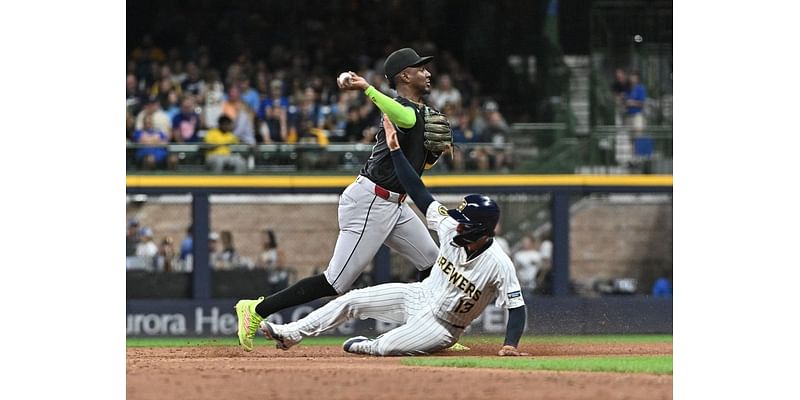 D-backs blank Brewers, boost wild-card chances