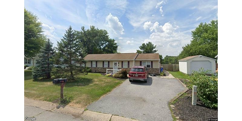 Single family residence sells in Dover for $239,900