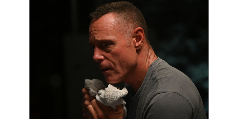 ‘Chicago P.D.’ Star Jason Beghe Talks Portraying A More Vulnerable Voight; Addresses ASA Chapman Shippers