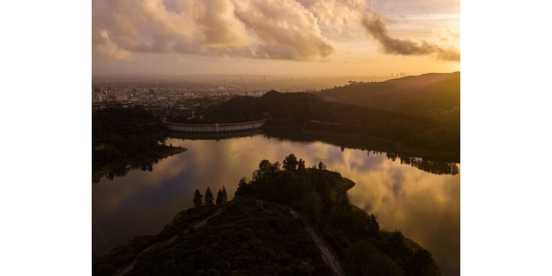 Hollywood Reservoir closed for distressed deer search