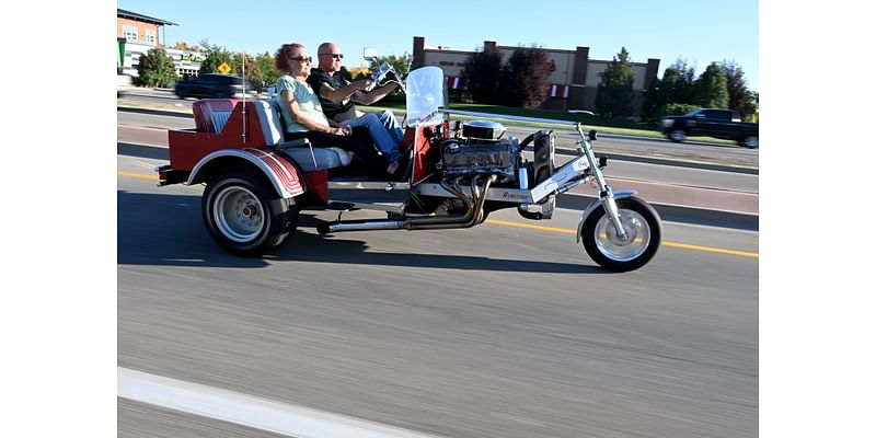 ‘Trip of a lifetime’: Loveland mother and son duo cover 1,100 miles on three wheels