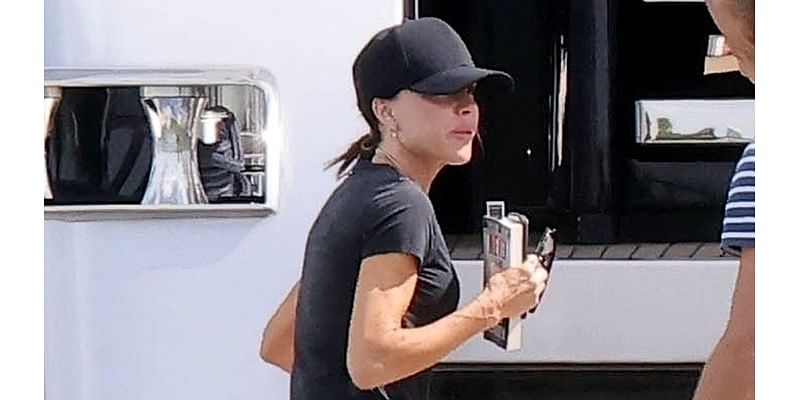 Victoria Beckham and shirtless husband David share similar taste in books as they read chilling thrillers by same author while soaking up the sun on their £16M superyacht in Miami