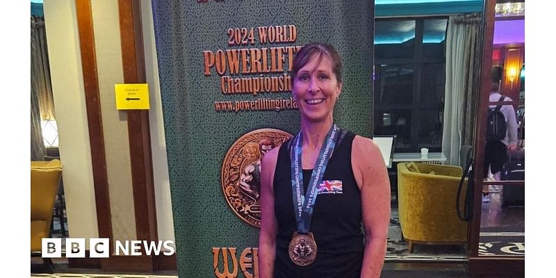 Hampshire's powerlifting Grandma wants to inspire others