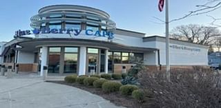 Blue Berry Cafe offering free meal to first responders today