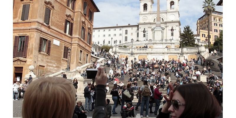 Stairway to tension: France and Italy dispute ownership of Spanish Steps