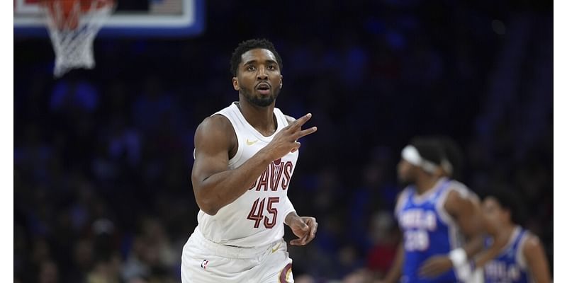 'Cavs fans, I'm sorry': Donovan Mitchell apologizes for chasing triple-double in win over 76ers