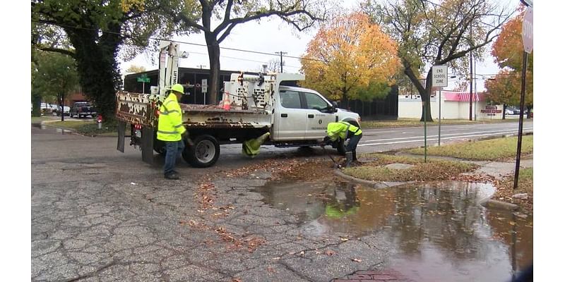 City works to keep streets from flooding