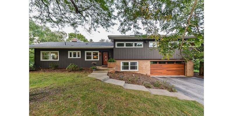 Tour mid-century home full of vintage furniture selling for $915K in Ann Arbor